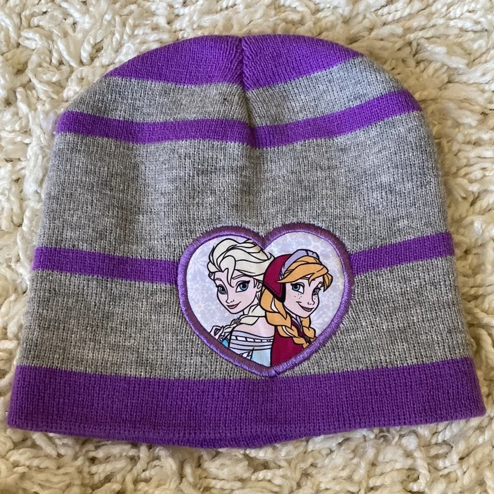 Disney Frozen Elsa Anna Winter Beanie Hat Girl Heart Purple